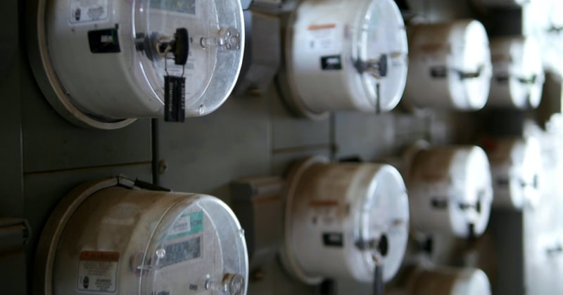 Trouver une panne électrique chez soi avec un multimètre : le guide simple